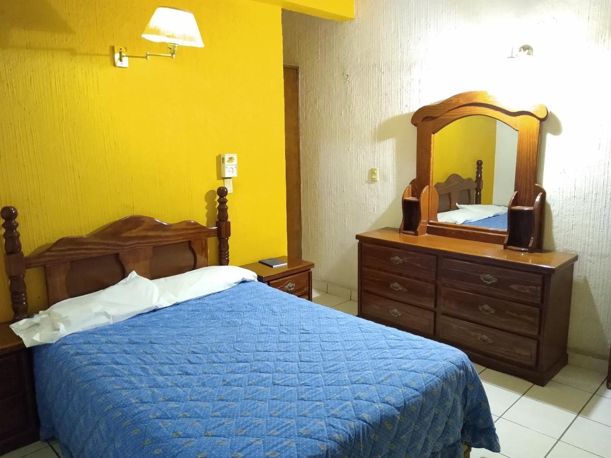 Hotel Real Jojutla Jojutla de Juarez Exteriör bild